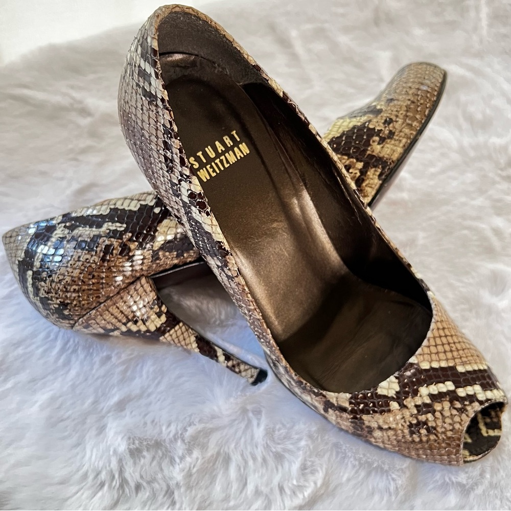 Stuart Weitzman Snakeskin Pumps - Peep toe - Picture 6 of 9
